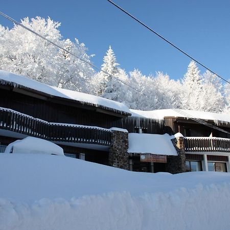 Chalet Hotel Les Marmottes 2 Etoiles Nn Montferrier المظهر الخارجي الصورة