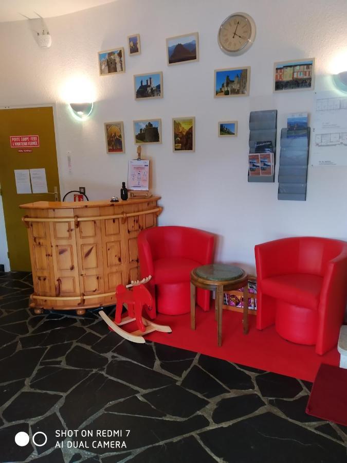 Chalet Hotel Les Marmottes 2 Etoiles Nn Montferrier المظهر الخارجي الصورة